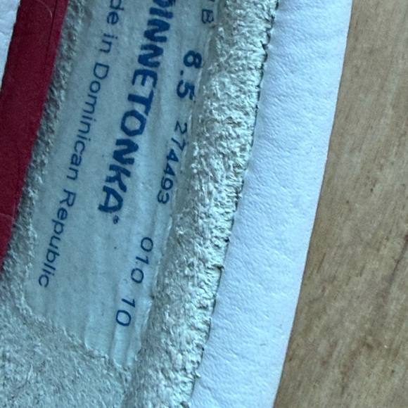 Minnetonka White Beaded Moccasins Loafers Free People Anthropologie - Picture 3 of 4